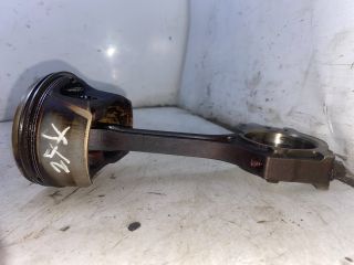 bontott FORD FOCUS I Dugattyú és Hajtókar