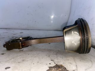 bontott FORD FOCUS I Dugattyú és Hajtókar