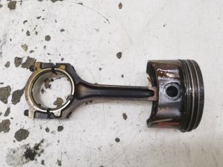 bontott FORD FOCUS I Dugattyú és Hajtókar