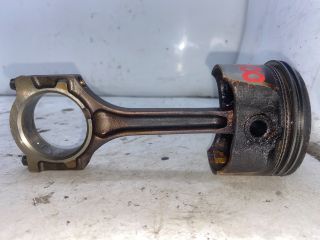 bontott FORD FOCUS I Dugattyú és Hajtókar