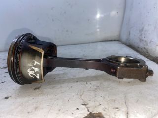 bontott FORD FOCUS I Dugattyú és Hajtókar