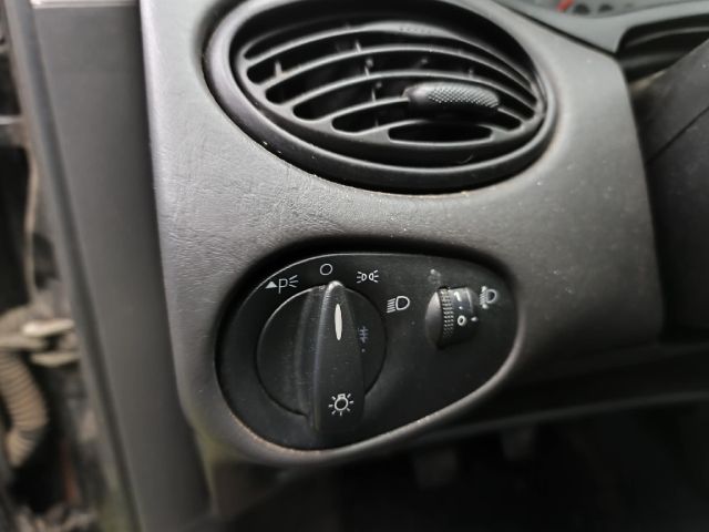 bontott FORD FOCUS I Felső Motorburkolat