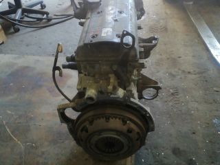 bontott FORD FOCUS I Motor (Fűzött blokk hengerfejjel)