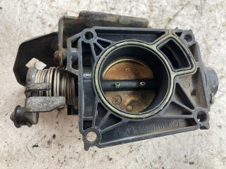 bontott FORD FOCUS I Fojtószelep (Mechanikus)