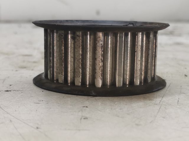 bontott FORD FOCUS I Főtengely Bordáskerék / Lánckerék