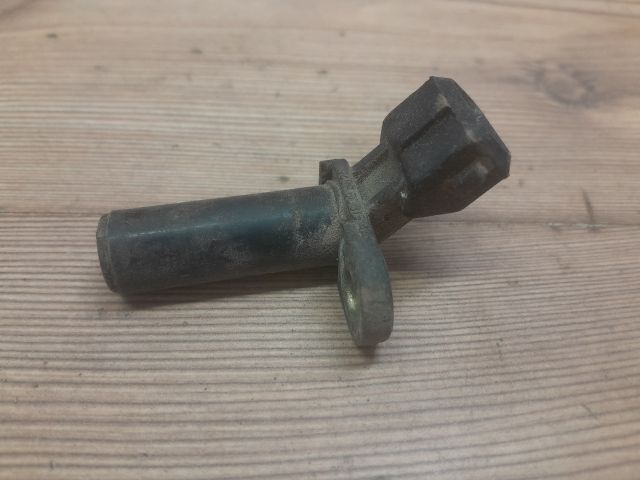 bontott FORD FOCUS I Főtengely Fordulatszám Jeladó