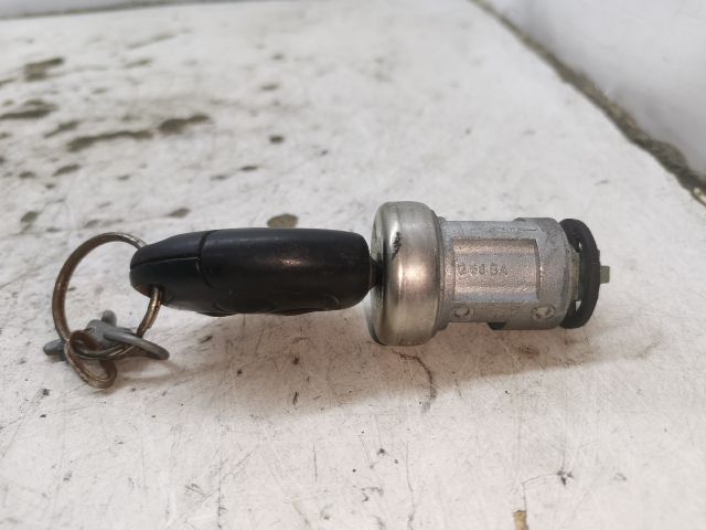 bontott FORD FOCUS I Gyújtáskapcsoló