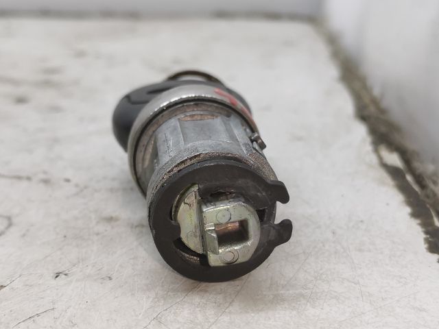 bontott FORD FOCUS I Gyújtáskapcsoló