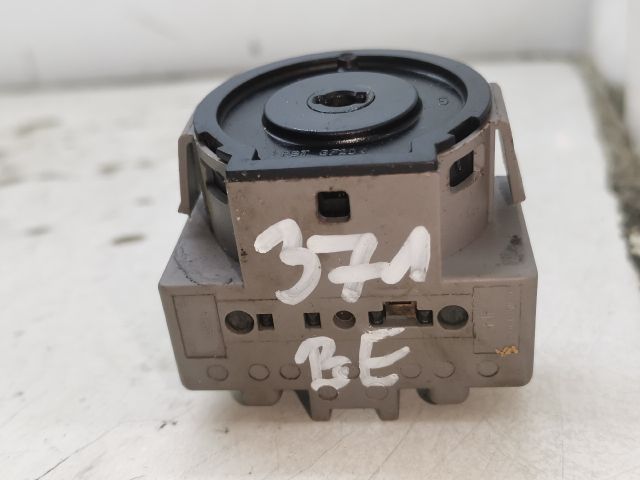 bontott FORD FOCUS I Gyújtáskapcsoló