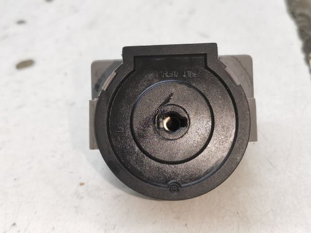 bontott FORD FOCUS I Gyújtáskapcsoló