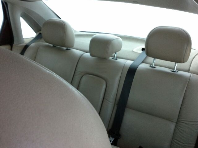 bontott FORD FOCUS I Hátsó Futómű (Részeivel)