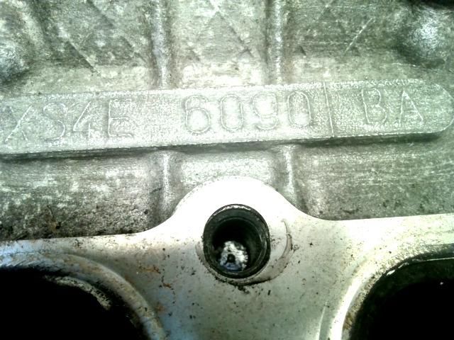 bontott FORD FOCUS I Hengerfej