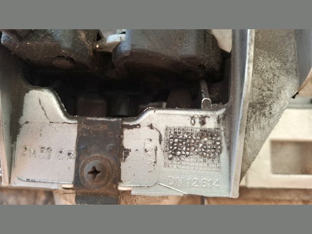 bontott FORD FOCUS I Homlokfal (Üres lemez)