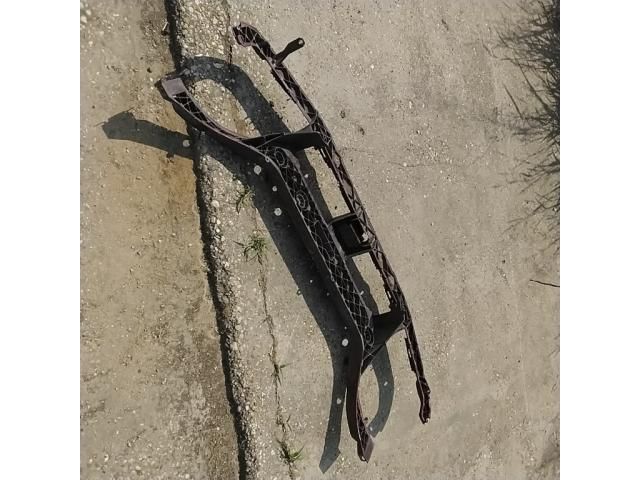 bontott FORD FOCUS I Homlokfal (Üres lemez)