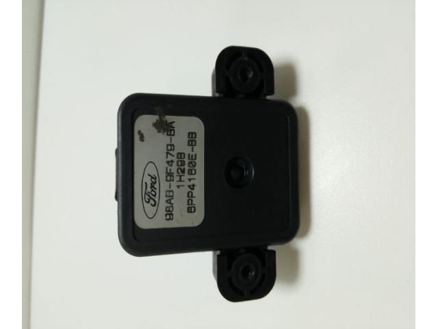 bontott FORD FOCUS I Jeladó (Magában)