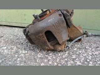 bontott FORD FOCUS I Jobb első Csonkállvány Kerékaggyal