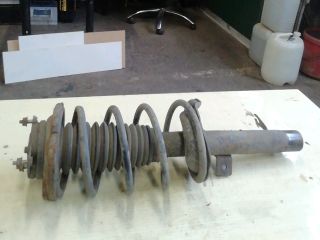 bontott FORD FOCUS I Jobb első Gólyaláb (Lengécsillapító, Rugó)