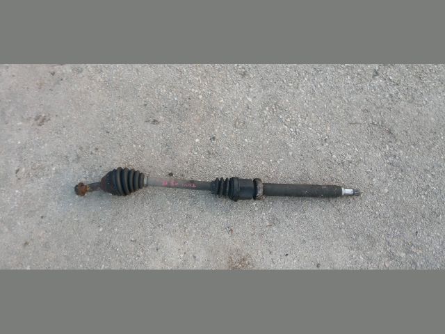 bontott FORD FOCUS I Jobb Féltengely