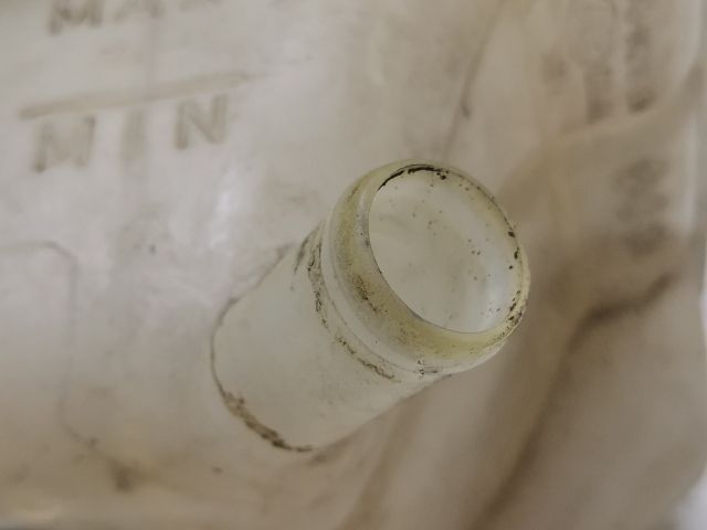 bontott FORD FOCUS I Kiegyenlítő Tartály