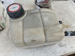 bontott FORD FOCUS I Kiegyenlítő Tartály