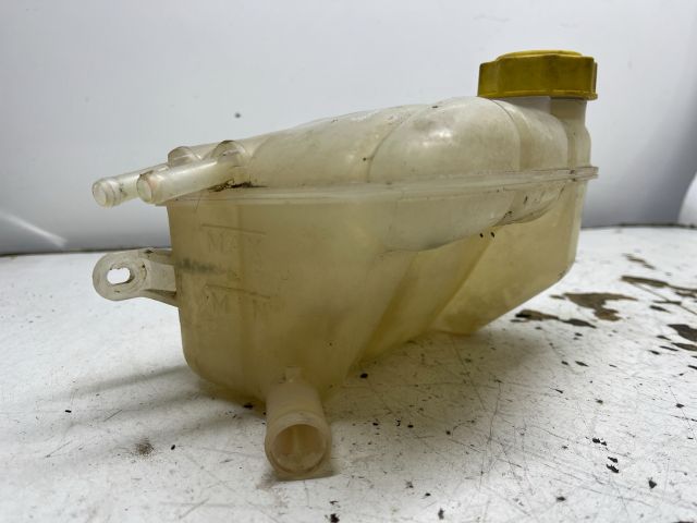 bontott FORD FOCUS I Kiegyenlítő Tartály