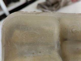 bontott FORD FOCUS I Kiegyenlítő Tartály