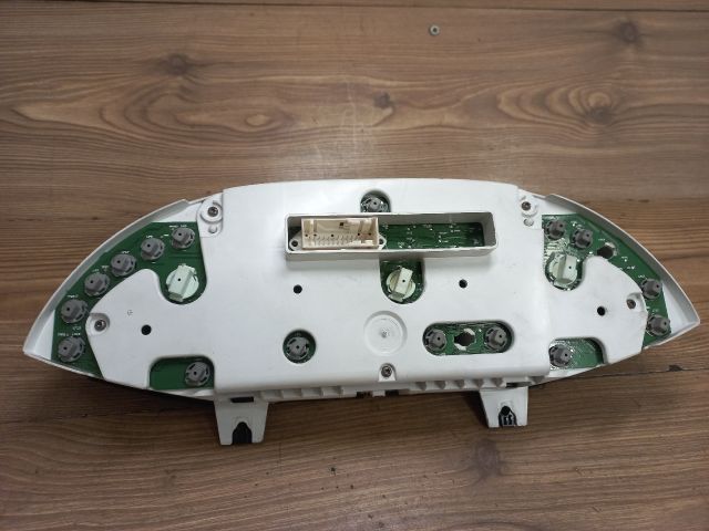 bontott FORD FOCUS I Kilométeróra