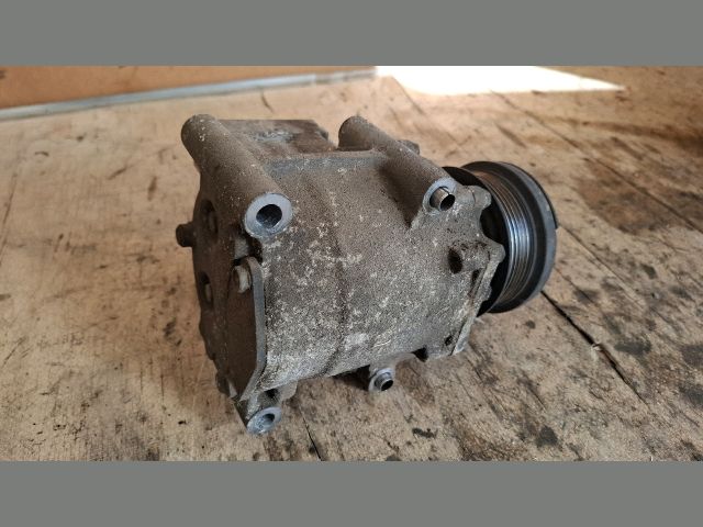 bontott FORD FOCUS I Klímakompresszor