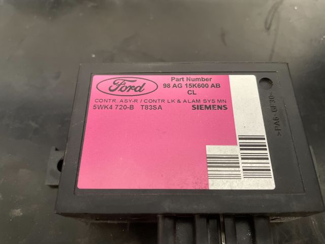 bontott FORD FOCUS I Komfort Elektronika