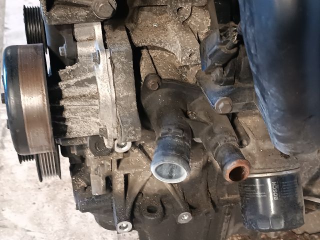 bontott FORD FOCUS I Komplett Motor (Segédberendezésekkel)