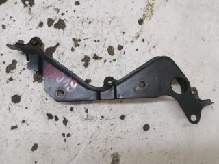 bontott FORD FOCUS I Külső Alsó Vezérlés Burkolat