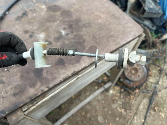 bontott FORD FOCUS I Kuplung Bowden