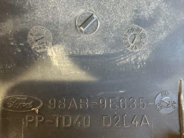 bontott FORD FOCUS I Légbeömlő Cső