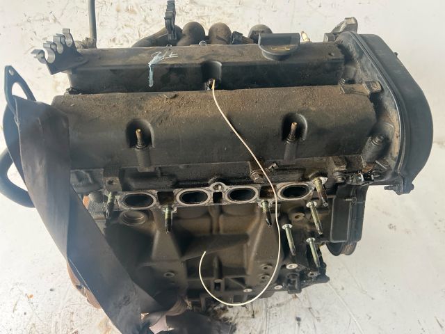 bontott FORD FOCUS I Motor (Fűzött blokk hengerfejjel)
