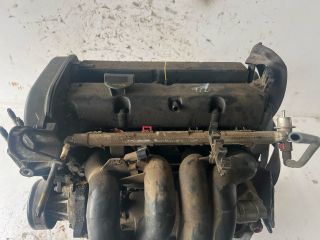bontott FORD FOCUS I Motor (Fűzött blokk hengerfejjel)