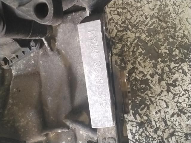 bontott FORD FOCUS I Motor (Fűzött blokk hengerfejjel)