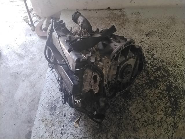 bontott FORD FOCUS I Motor (Fűzött blokk hengerfejjel)