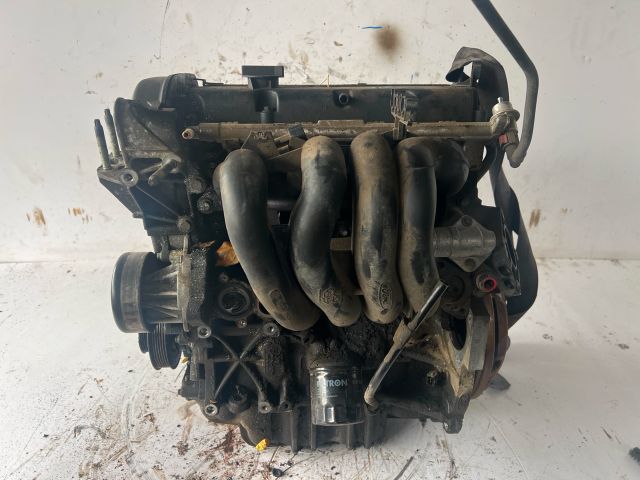 bontott FORD FOCUS I Motor (Fűzött blokk hengerfejjel)