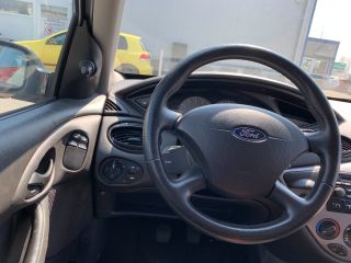 bontott FORD FOCUS I Motor Tartó Bak Bal