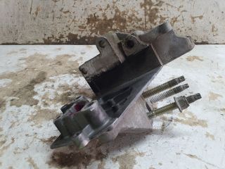 bontott FORD FOCUS I Motor Tartó Bak (Fém)
