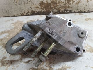 bontott FORD FOCUS I Motor Tartó Bak (Fém)
