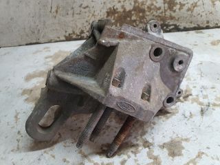 bontott FORD FOCUS I Motor Tartó Bak (Fém)