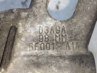 bontott FORD FOCUS I Motor Tartó Bak Jobb