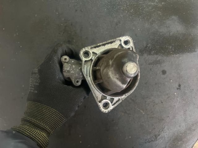 bontott FORD FOCUS I Önindító