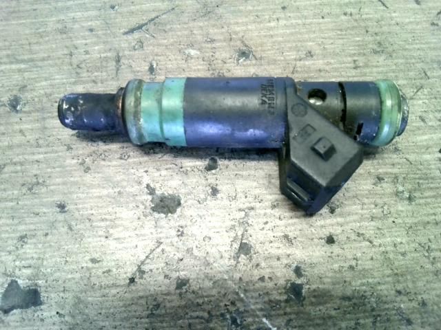 bontott FORD FOCUS I Porlasztó (1 db)