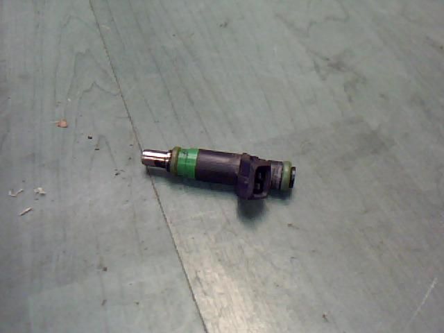 bontott FORD FOCUS I Porlasztó (1 db)