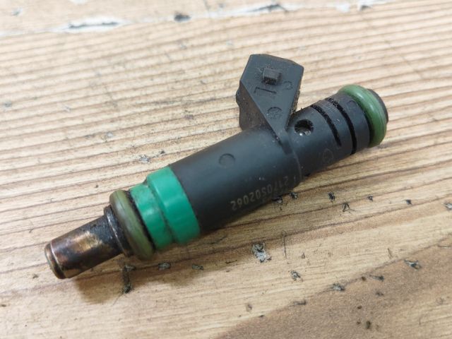 bontott FORD FOCUS I Porlasztó (1 db)