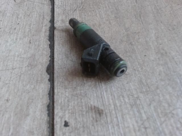 bontott FORD FOCUS I Porlasztó (1 db)