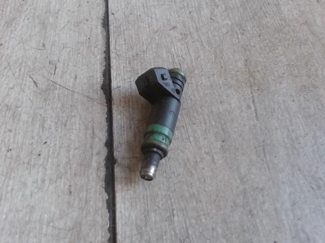 bontott FORD FOCUS I Porlasztó (1 db)