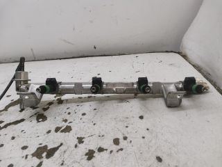 bontott FORD FOCUS I Porlasztó Sor / Híd